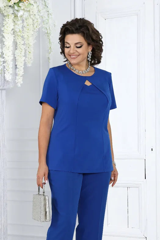 Costum albastru din trei piese elegant și luxos