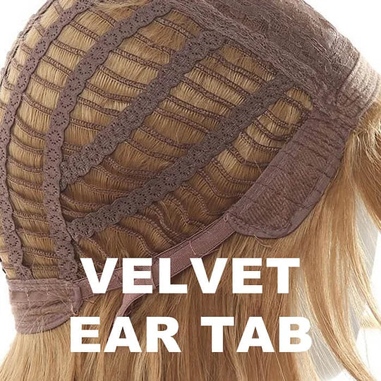 Păr creț cu despărțire în centru, până la umeri, cu degrade