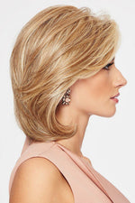 Încarcă imaginea în vizualizatorul Galerie, Perucă bob cu păr scurt elegant
