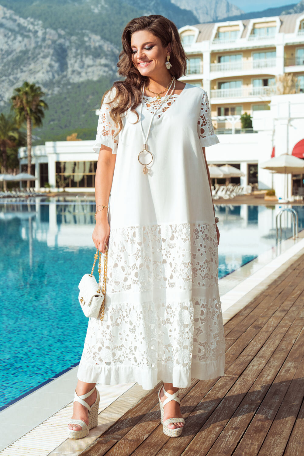 Rochie din matase noua de vara cu cusaturi din dantela