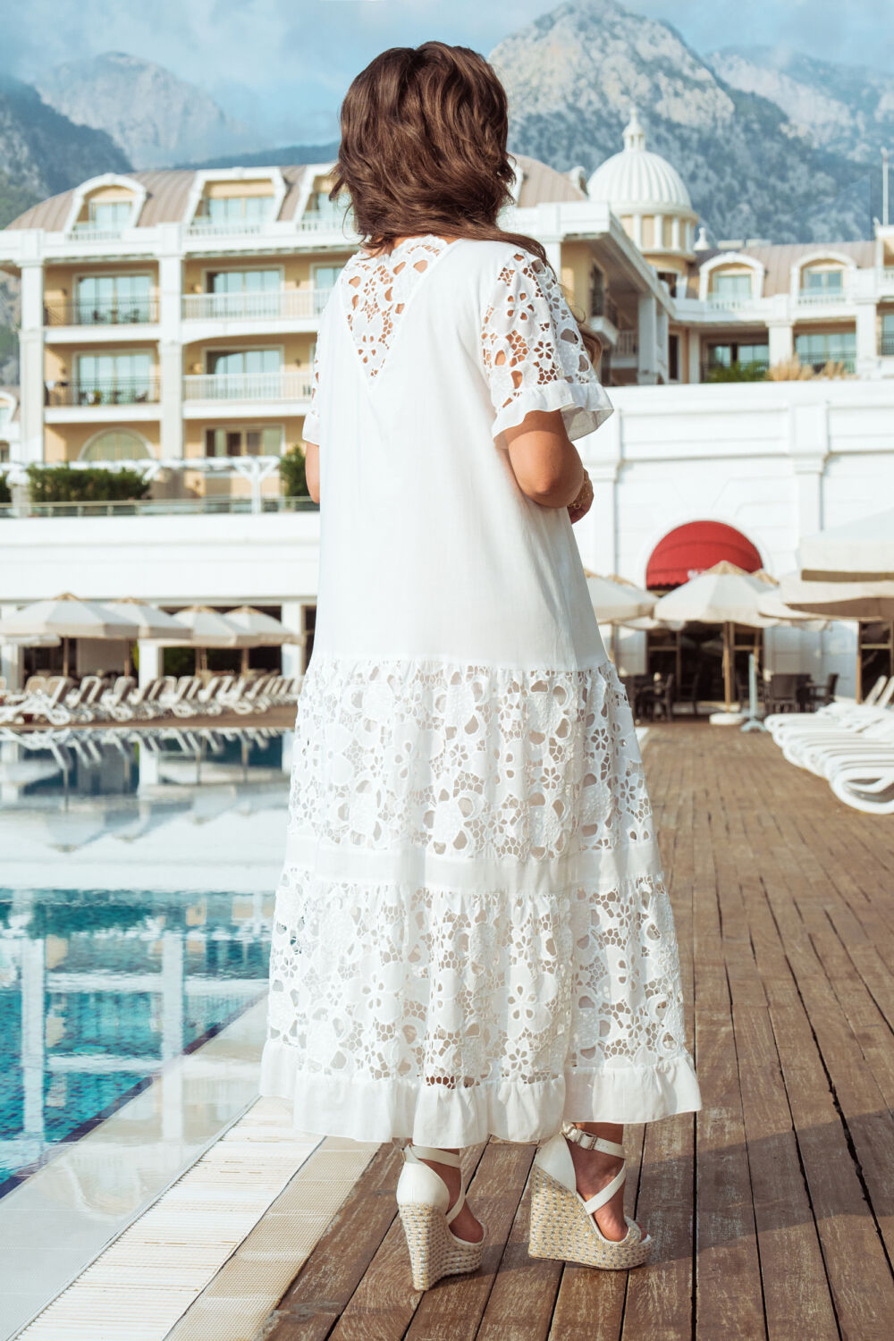 Rochie din matase noua de vara cu cusaturi din dantela