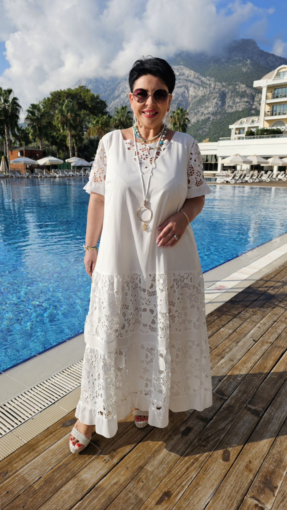 Rochie din matase noua de vara cu cusaturi din dantela